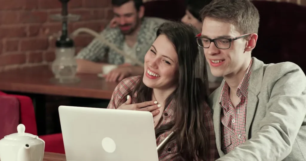 strengthen-your-bond-emotional-questions-to-ask-your-girlfriend