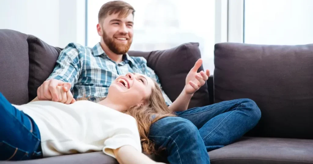 romantic-questions-to-ask-your-girlfriend-on-a-date-night