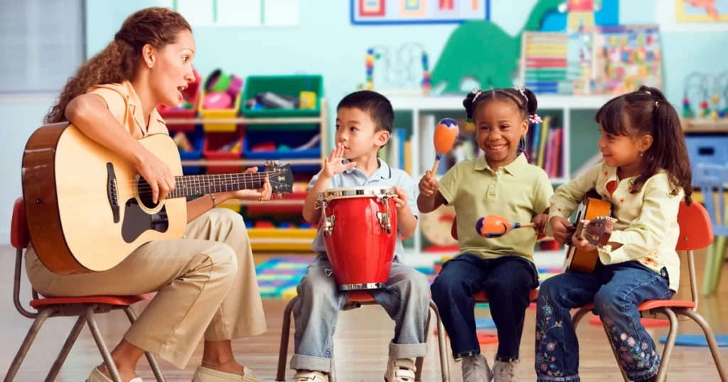 family-bonding-questions-to-ask-your-kids-at-dinner