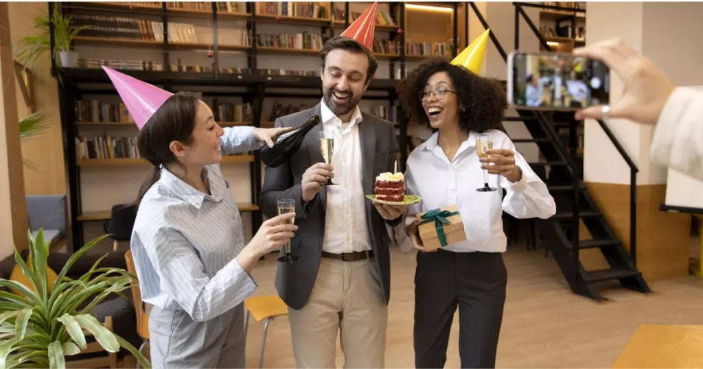 coworker-leaving-farewell-cake-wishes