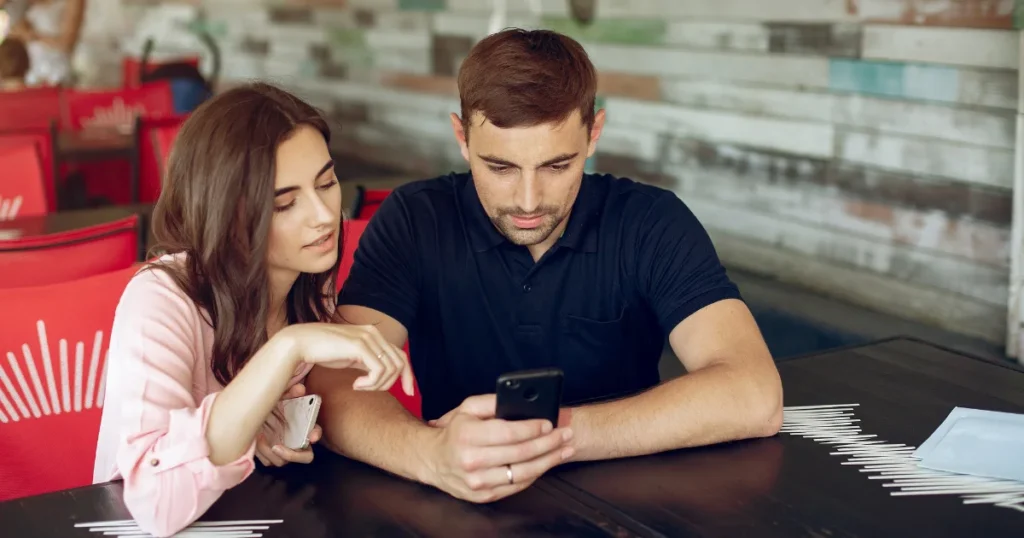 girlfriend-short-miss-you-messages